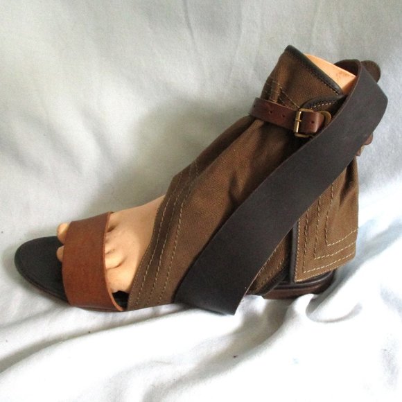 CHLOE Strappy Canvas Gladiator SANDAL Flat Shoe 36 Boho BROWN KHAKI - Picture 1 of 8